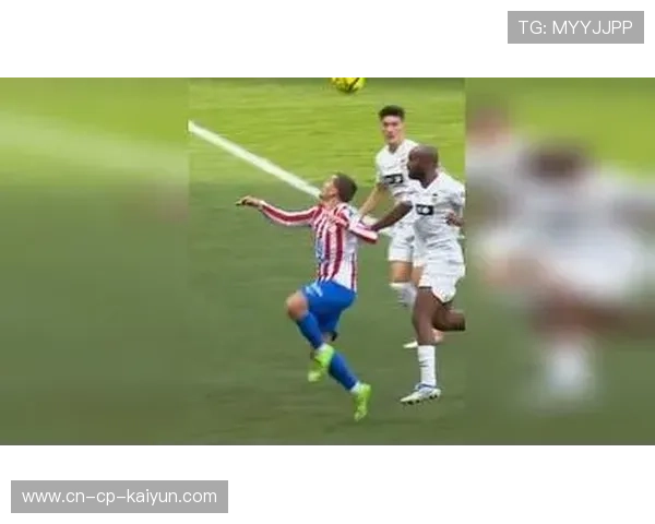 国米科雷亚转身抽射灵巧实用 国米科雷亚转身抽射灵巧实用