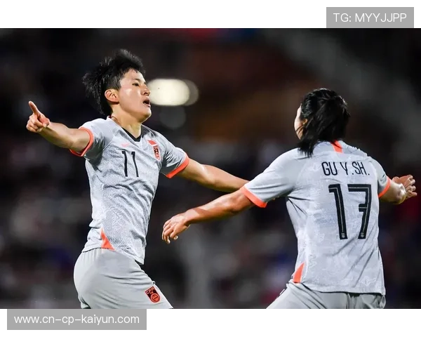 替补瞬间破门改写比赛成为热门话题