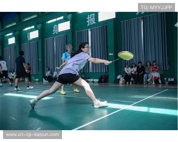 羽毛球比赛中的心理博弈：从开赛到制胜的心路历程